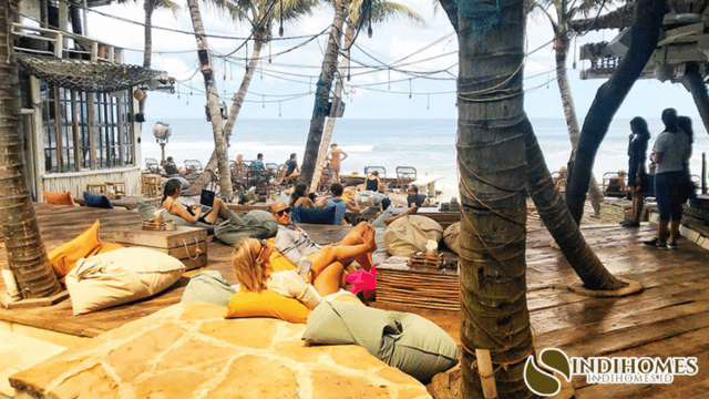 Rekomendasi Beach Club di Bali yang Masuknya Gratis